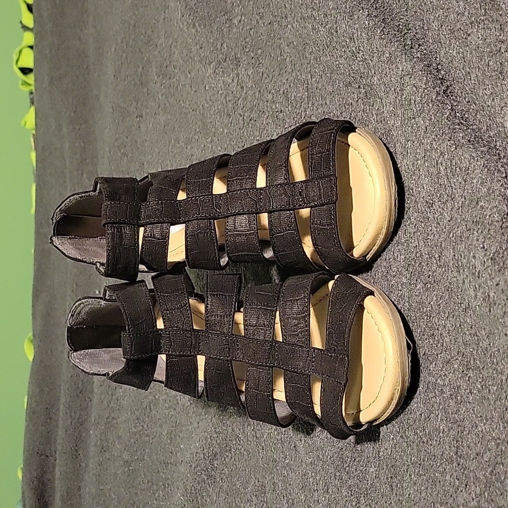 Dr. Scholls black open toe low heels